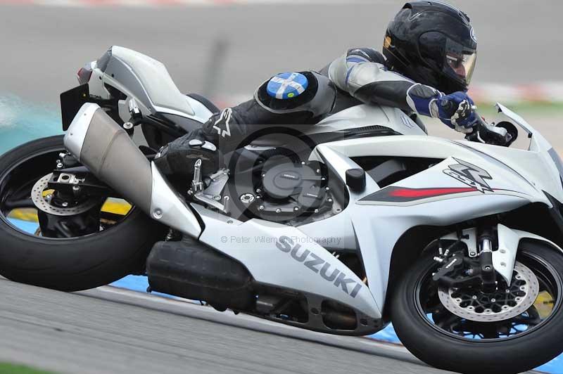 march 2010;motorbikes;no limits;peter wileman photography;portimao;portugal;trackday;trackday digital images