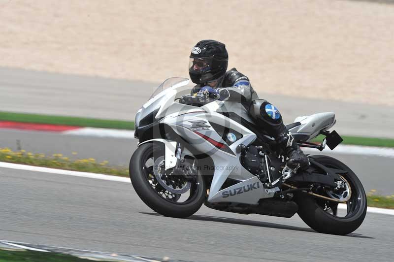 march 2010;motorbikes;no limits;peter wileman photography;portimao;portugal;trackday;trackday digital images