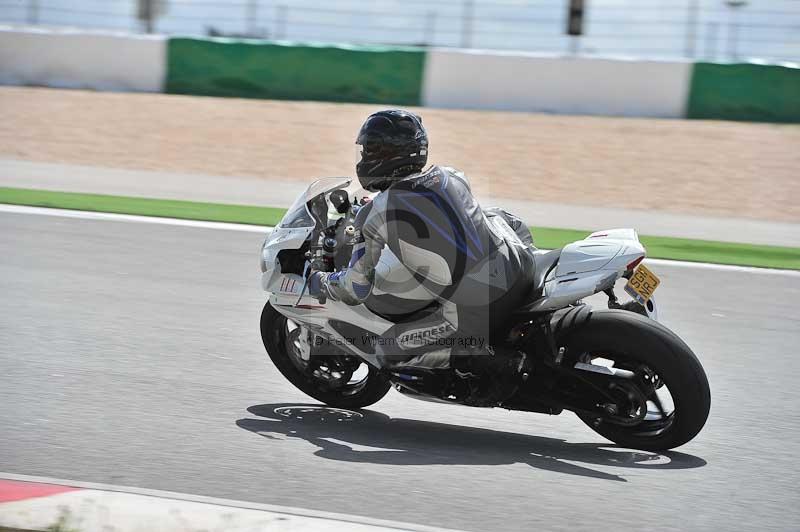 march 2010;motorbikes;no limits;peter wileman photography;portimao;portugal;trackday;trackday digital images