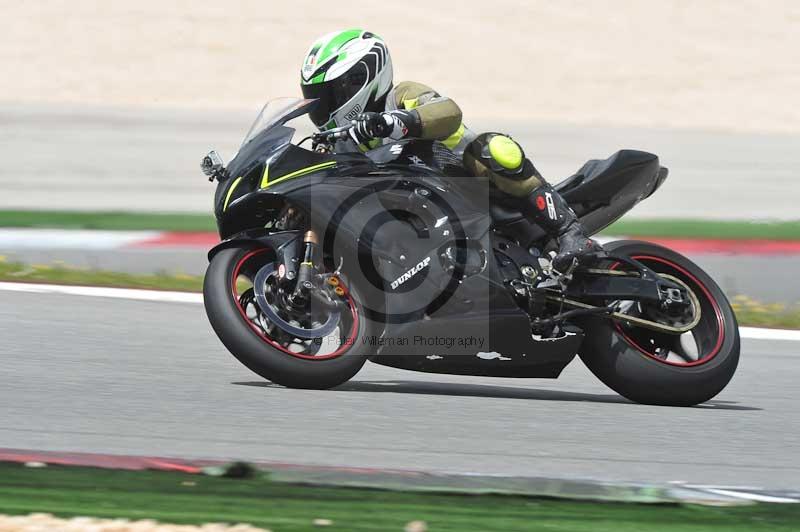 march 2010;motorbikes;no limits;peter wileman photography;portimao;portugal;trackday;trackday digital images