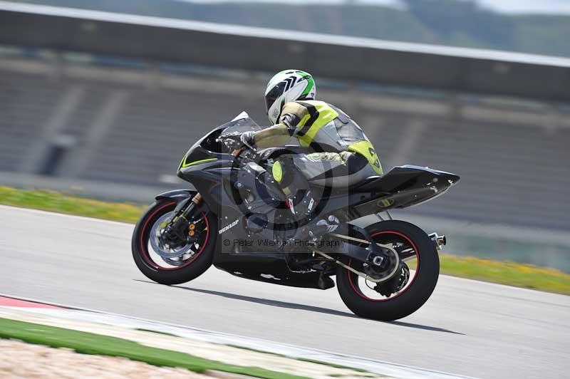 march 2010;motorbikes;no limits;peter wileman photography;portimao;portugal;trackday;trackday digital images