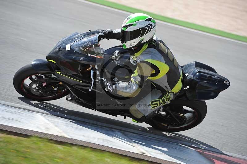 march 2010;motorbikes;no limits;peter wileman photography;portimao;portugal;trackday;trackday digital images