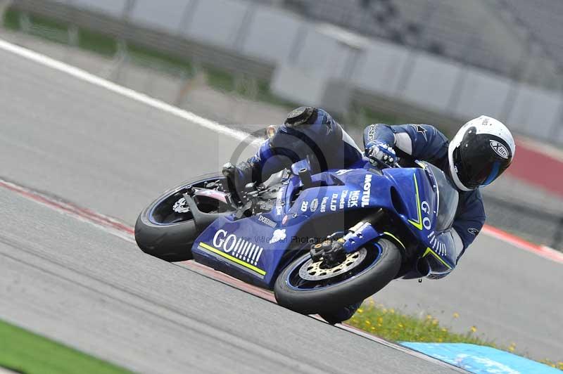 march 2010;motorbikes;no limits;peter wileman photography;portimao;portugal;trackday;trackday digital images