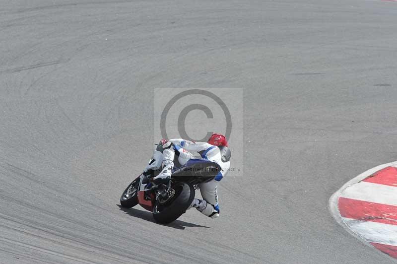 march 2010;motorbikes;no limits;peter wileman photography;portimao;portugal;trackday;trackday digital images