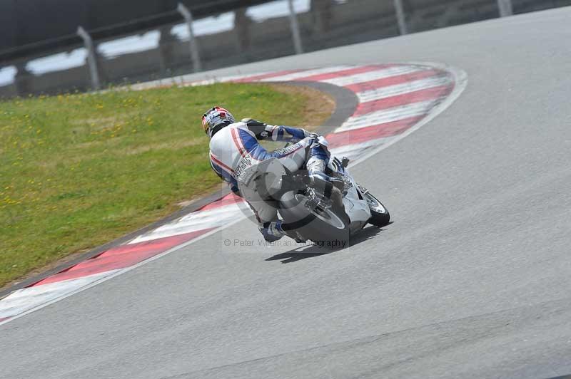 march 2010;motorbikes;no limits;peter wileman photography;portimao;portugal;trackday;trackday digital images