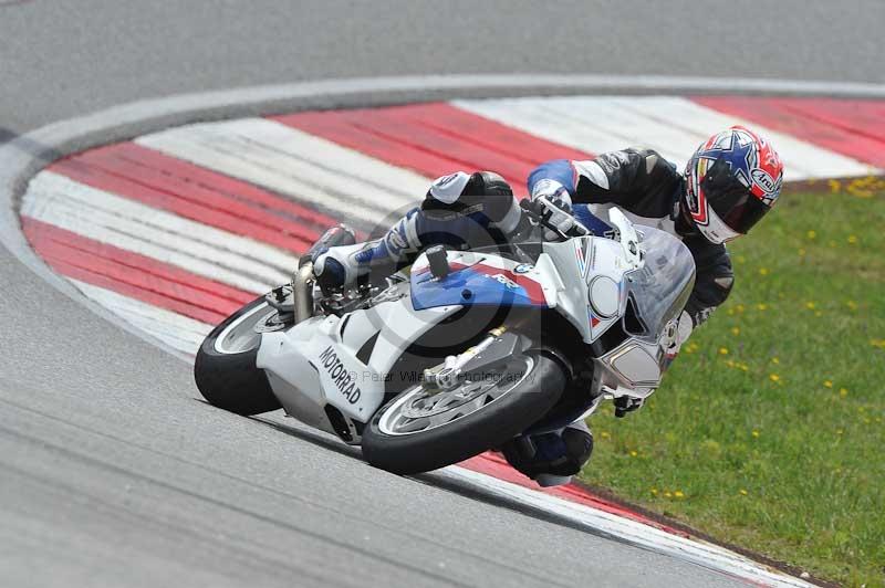 march 2010;motorbikes;no limits;peter wileman photography;portimao;portugal;trackday;trackday digital images