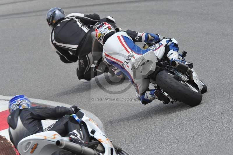 march 2010;motorbikes;no limits;peter wileman photography;portimao;portugal;trackday;trackday digital images