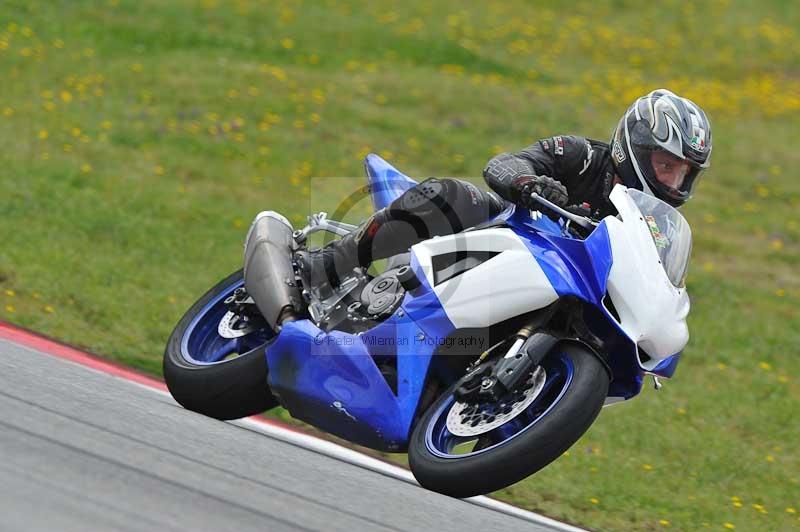 march 2010;motorbikes;no limits;peter wileman photography;portimao;portugal;trackday;trackday digital images