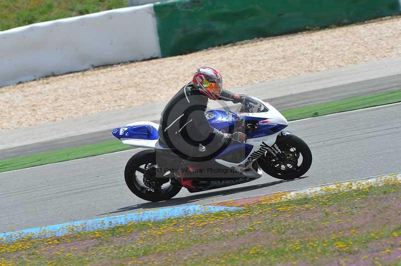 march 2010;motorbikes;no limits;peter wileman photography;portimao;portugal;trackday;trackday digital images
