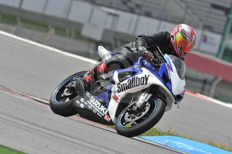 march 2010;motorbikes;no limits;peter wileman photography;portimao;portugal;trackday;trackday digital images