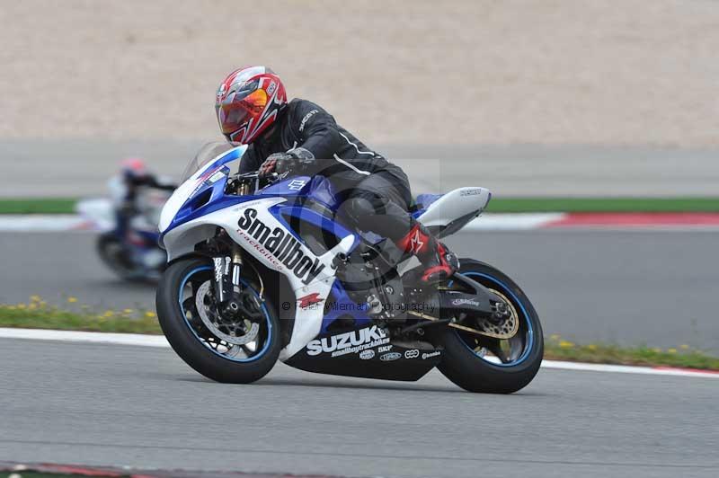 march 2010;motorbikes;no limits;peter wileman photography;portimao;portugal;trackday;trackday digital images