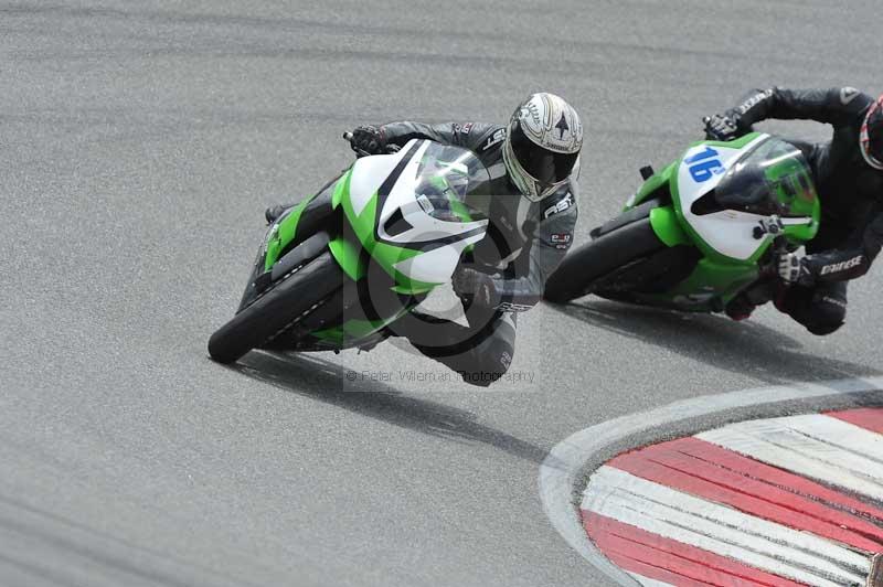 march 2010;motorbikes;no limits;peter wileman photography;portimao;portugal;trackday;trackday digital images