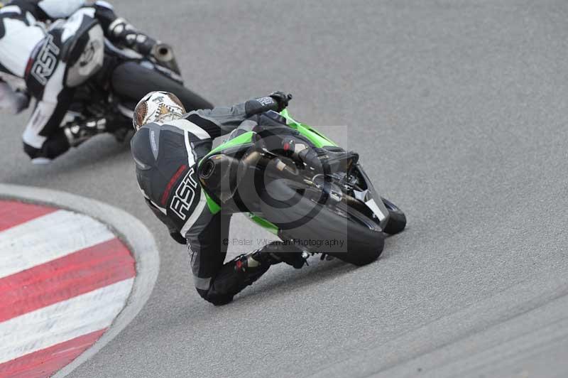 march 2010;motorbikes;no limits;peter wileman photography;portimao;portugal;trackday;trackday digital images