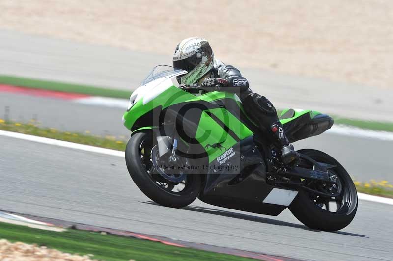 march 2010;motorbikes;no limits;peter wileman photography;portimao;portugal;trackday;trackday digital images