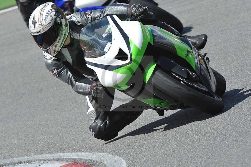 march 2010;motorbikes;no limits;peter wileman photography;portimao;portugal;trackday;trackday digital images