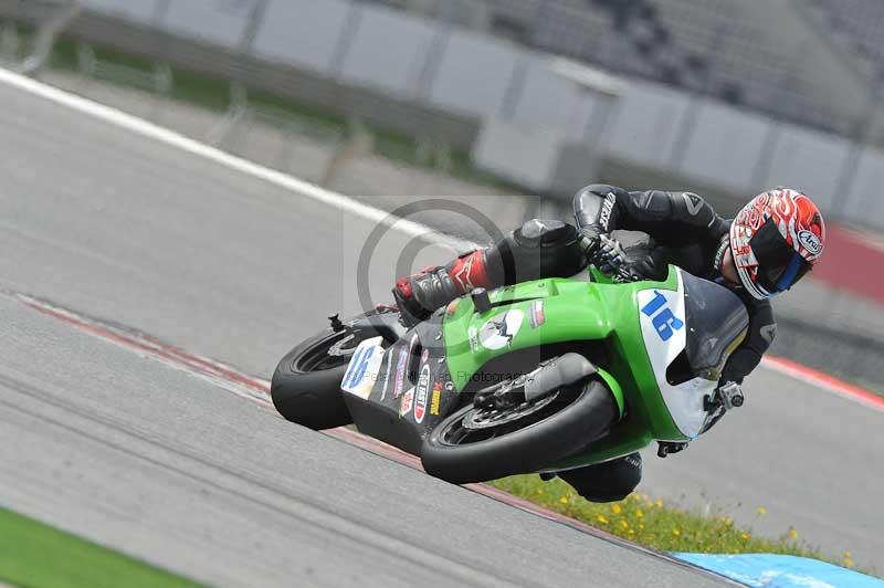 march 2010;motorbikes;no limits;peter wileman photography;portimao;portugal;trackday;trackday digital images
