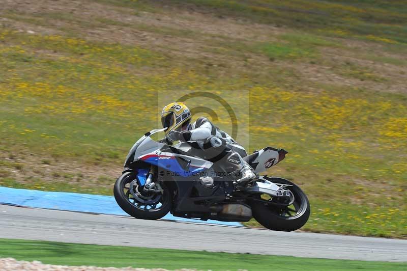 march 2010;motorbikes;no limits;peter wileman photography;portimao;portugal;trackday;trackday digital images