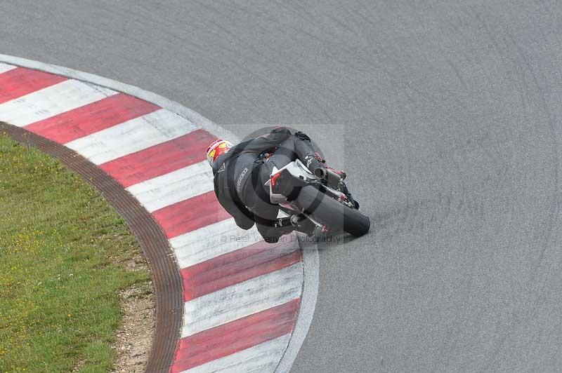 march 2010;motorbikes;no limits;peter wileman photography;portimao;portugal;trackday;trackday digital images
