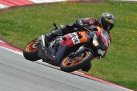 march-2010;motorbikes;no-limits;peter-wileman-photography;portimao;portugal;trackday;trackday-digital-images