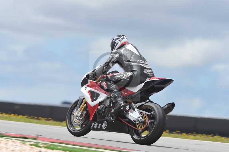march 2010;motorbikes;no limits;peter wileman photography;portimao;portugal;trackday;trackday digital images