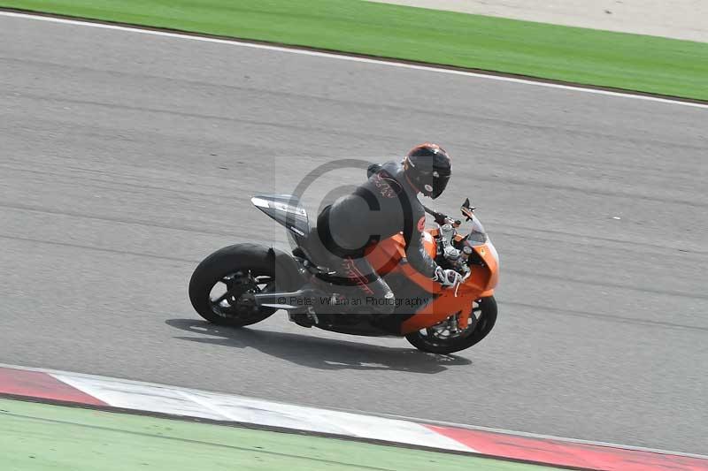 march 2010;motorbikes;no limits;peter wileman photography;portimao;portugal;trackday;trackday digital images