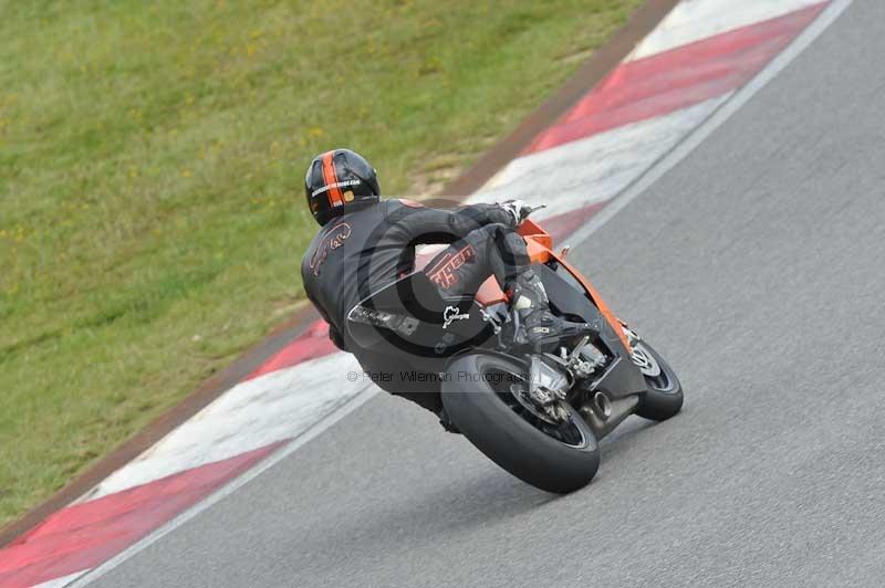 march 2010;motorbikes;no limits;peter wileman photography;portimao;portugal;trackday;trackday digital images
