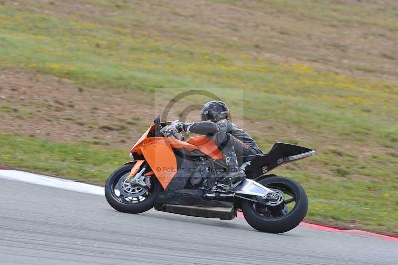 march 2010;motorbikes;no limits;peter wileman photography;portimao;portugal;trackday;trackday digital images