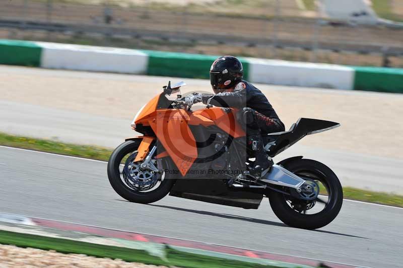 march 2010;motorbikes;no limits;peter wileman photography;portimao;portugal;trackday;trackday digital images