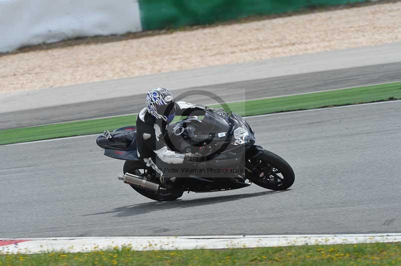 march 2010;motorbikes;no limits;peter wileman photography;portimao;portugal;trackday;trackday digital images