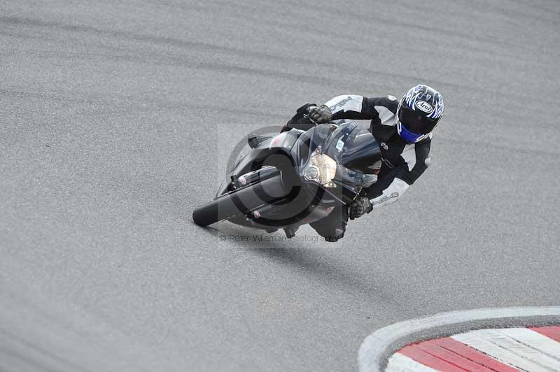march 2010;motorbikes;no limits;peter wileman photography;portimao;portugal;trackday;trackday digital images