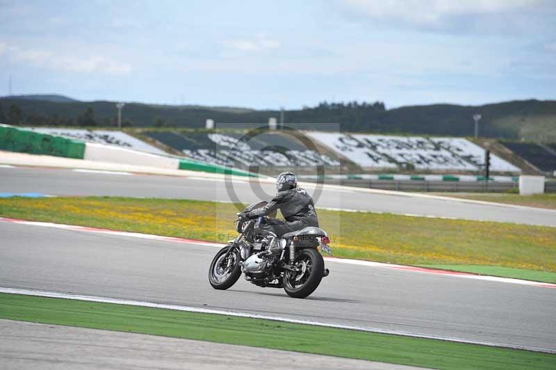 march 2010;motorbikes;no limits;peter wileman photography;portimao;portugal;trackday;trackday digital images