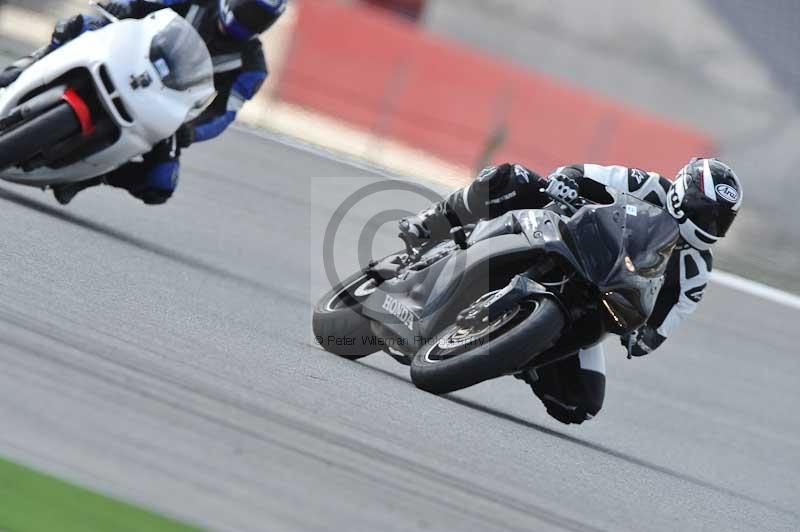 march 2010;motorbikes;no limits;peter wileman photography;portimao;portugal;trackday;trackday digital images