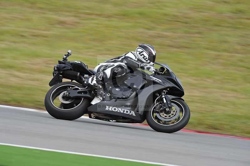 march 2010;motorbikes;no limits;peter wileman photography;portimao;portugal;trackday;trackday digital images