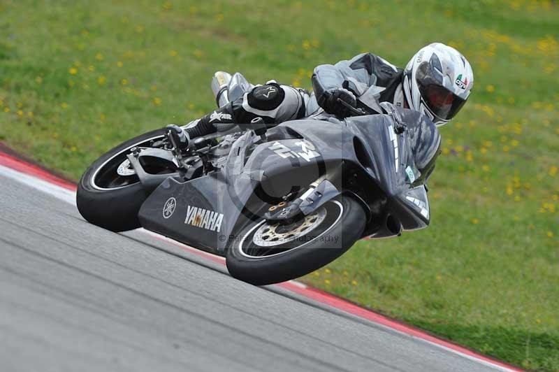 march 2010;motorbikes;no limits;peter wileman photography;portimao;portugal;trackday;trackday digital images