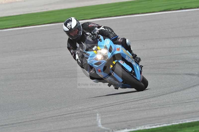 march 2010;motorbikes;no limits;peter wileman photography;portimao;portugal;trackday;trackday digital images