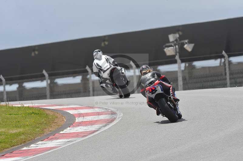 march 2010;motorbikes;no limits;peter wileman photography;portimao;portugal;trackday;trackday digital images