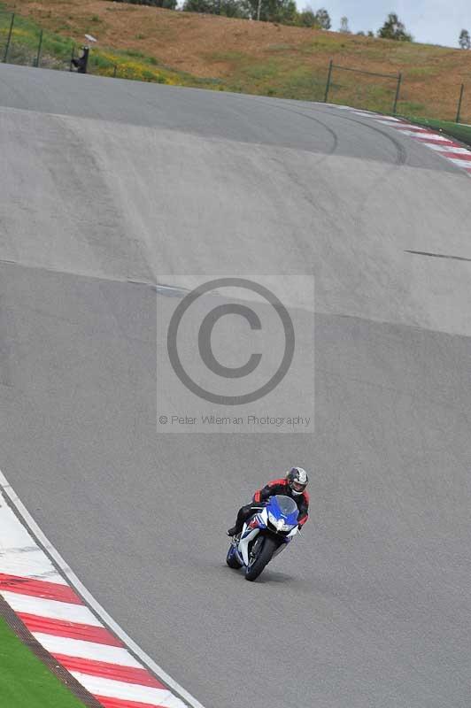 march 2010;motorbikes;no limits;peter wileman photography;portimao;portugal;trackday;trackday digital images