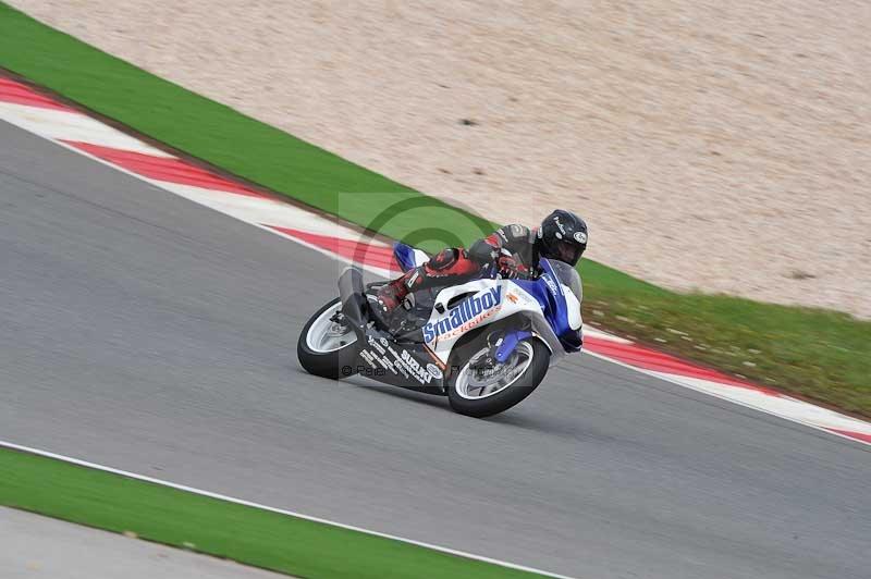 march 2010;motorbikes;no limits;peter wileman photography;portimao;portugal;trackday;trackday digital images