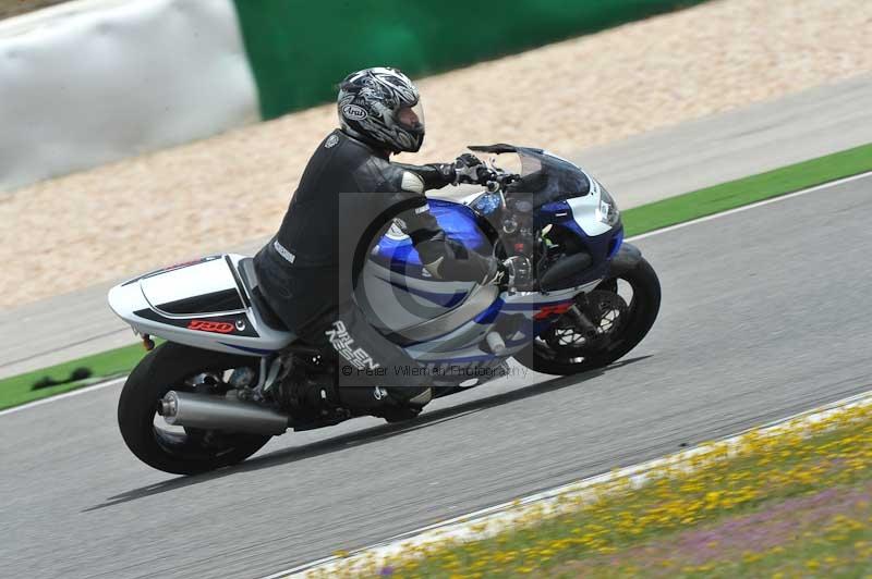 march 2010;motorbikes;no limits;peter wileman photography;portimao;portugal;trackday;trackday digital images