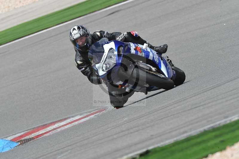 march 2010;motorbikes;no limits;peter wileman photography;portimao;portugal;trackday;trackday digital images