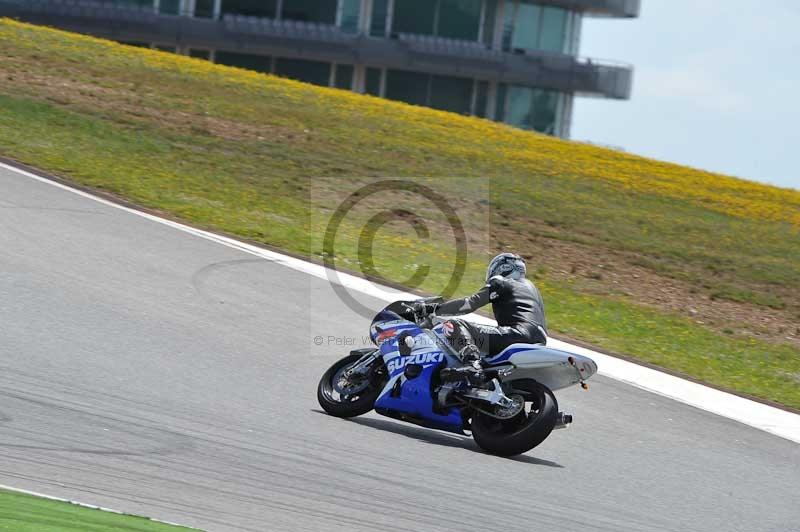 march 2010;motorbikes;no limits;peter wileman photography;portimao;portugal;trackday;trackday digital images