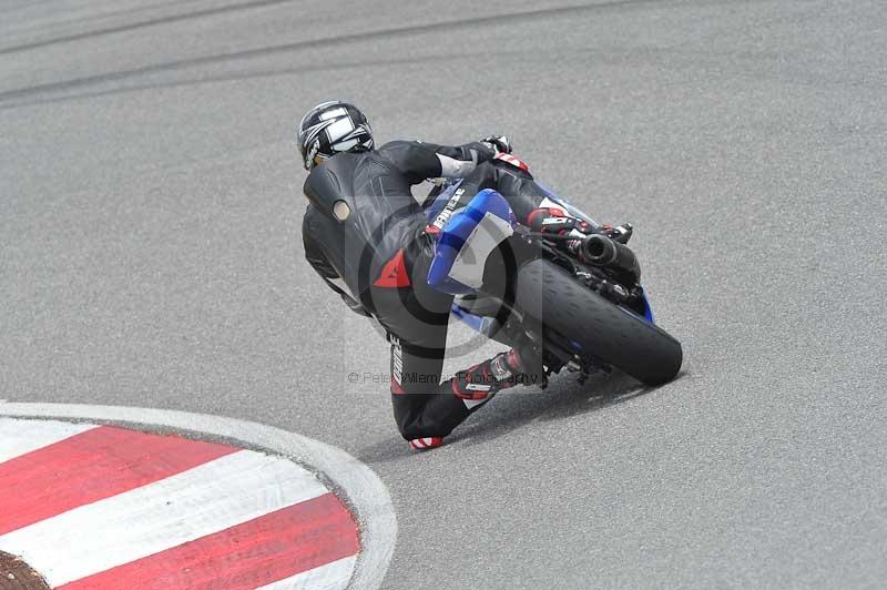 march 2010;motorbikes;no limits;peter wileman photography;portimao;portugal;trackday;trackday digital images