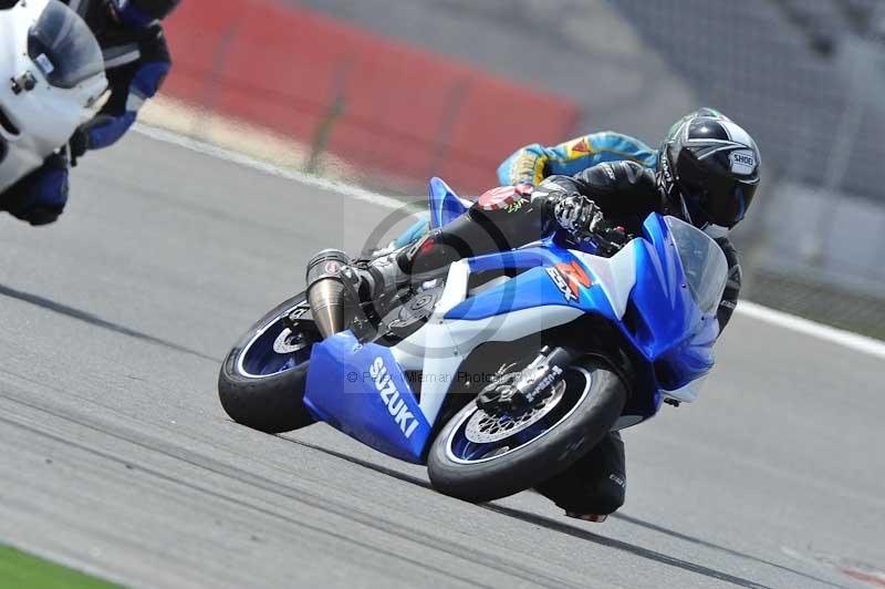march 2010;motorbikes;no limits;peter wileman photography;portimao;portugal;trackday;trackday digital images