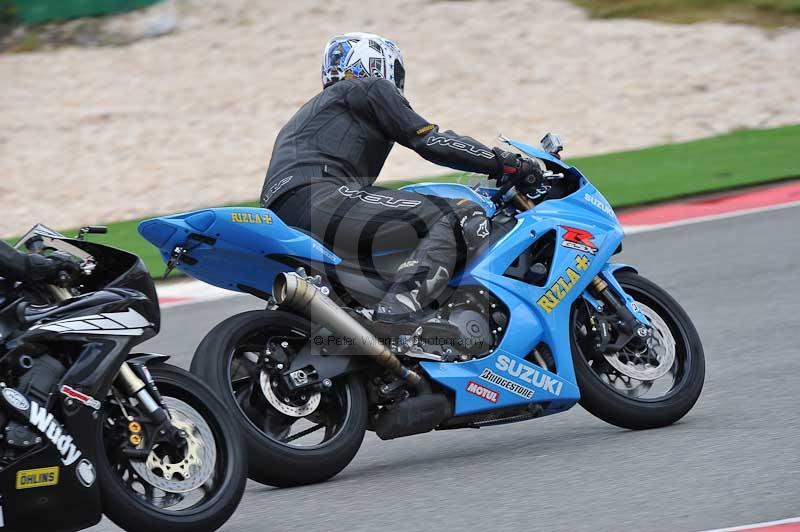 march 2010;motorbikes;no limits;peter wileman photography;portimao;portugal;trackday;trackday digital images