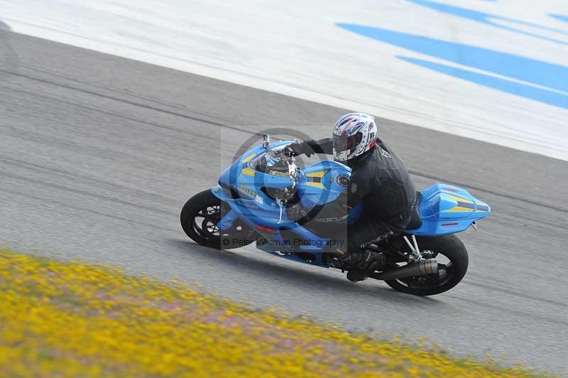 march 2010;motorbikes;no limits;peter wileman photography;portimao;portugal;trackday;trackday digital images