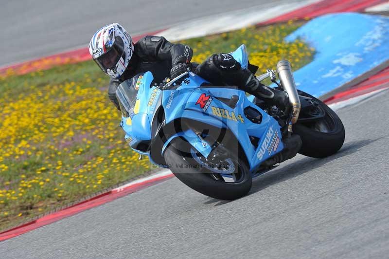 march 2010;motorbikes;no limits;peter wileman photography;portimao;portugal;trackday;trackday digital images
