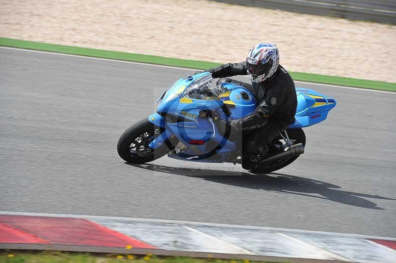 march 2010;motorbikes;no limits;peter wileman photography;portimao;portugal;trackday;trackday digital images