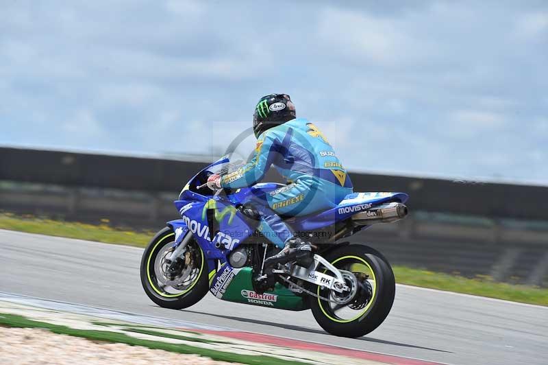 march 2010;motorbikes;no limits;peter wileman photography;portimao;portugal;trackday;trackday digital images