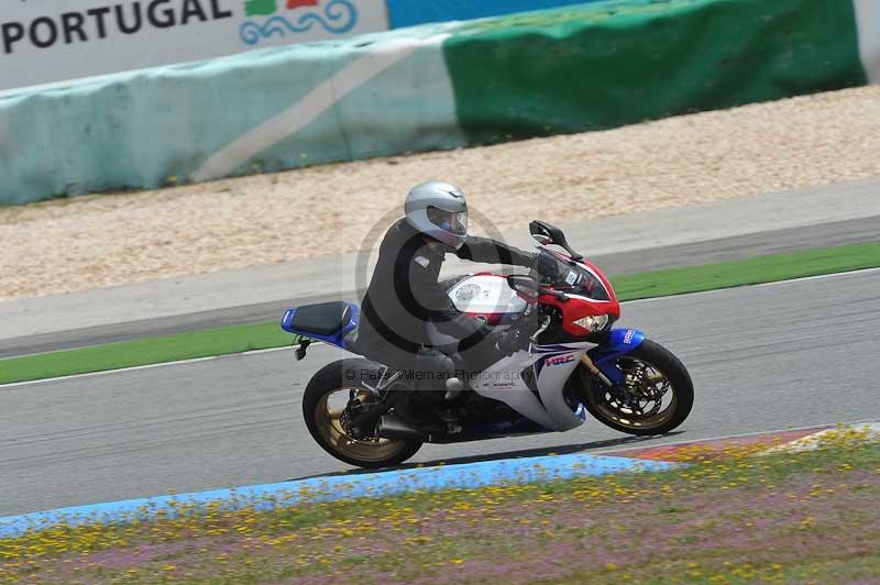 march 2010;motorbikes;no limits;peter wileman photography;portimao;portugal;trackday;trackday digital images