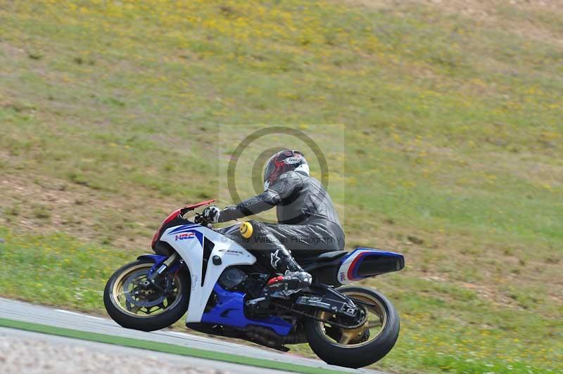 march 2010;motorbikes;no limits;peter wileman photography;portimao;portugal;trackday;trackday digital images